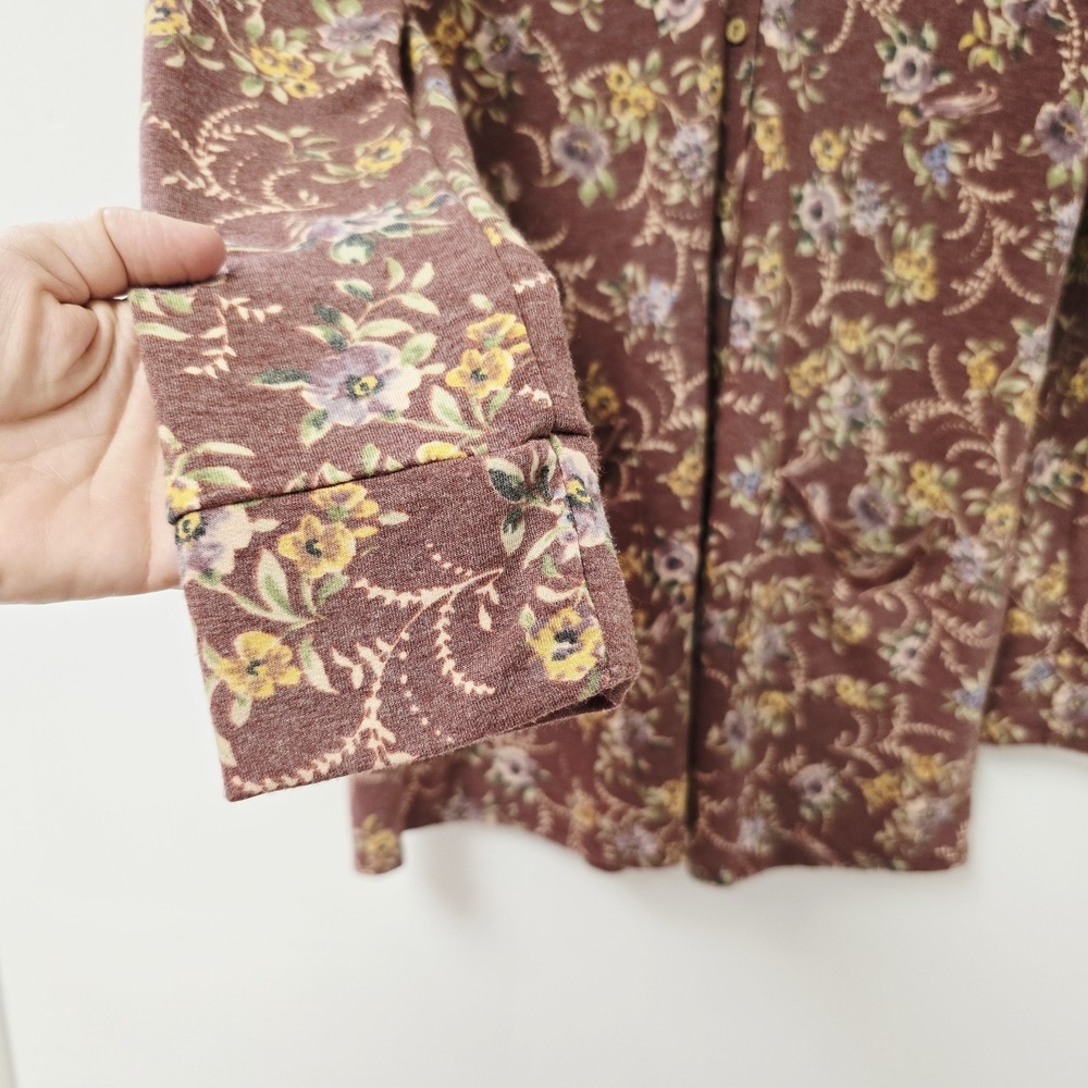 Agnes & Dora Essential Cardigan Size M Western Floral Button Front V-Neck NWT - Picture 9 of 15